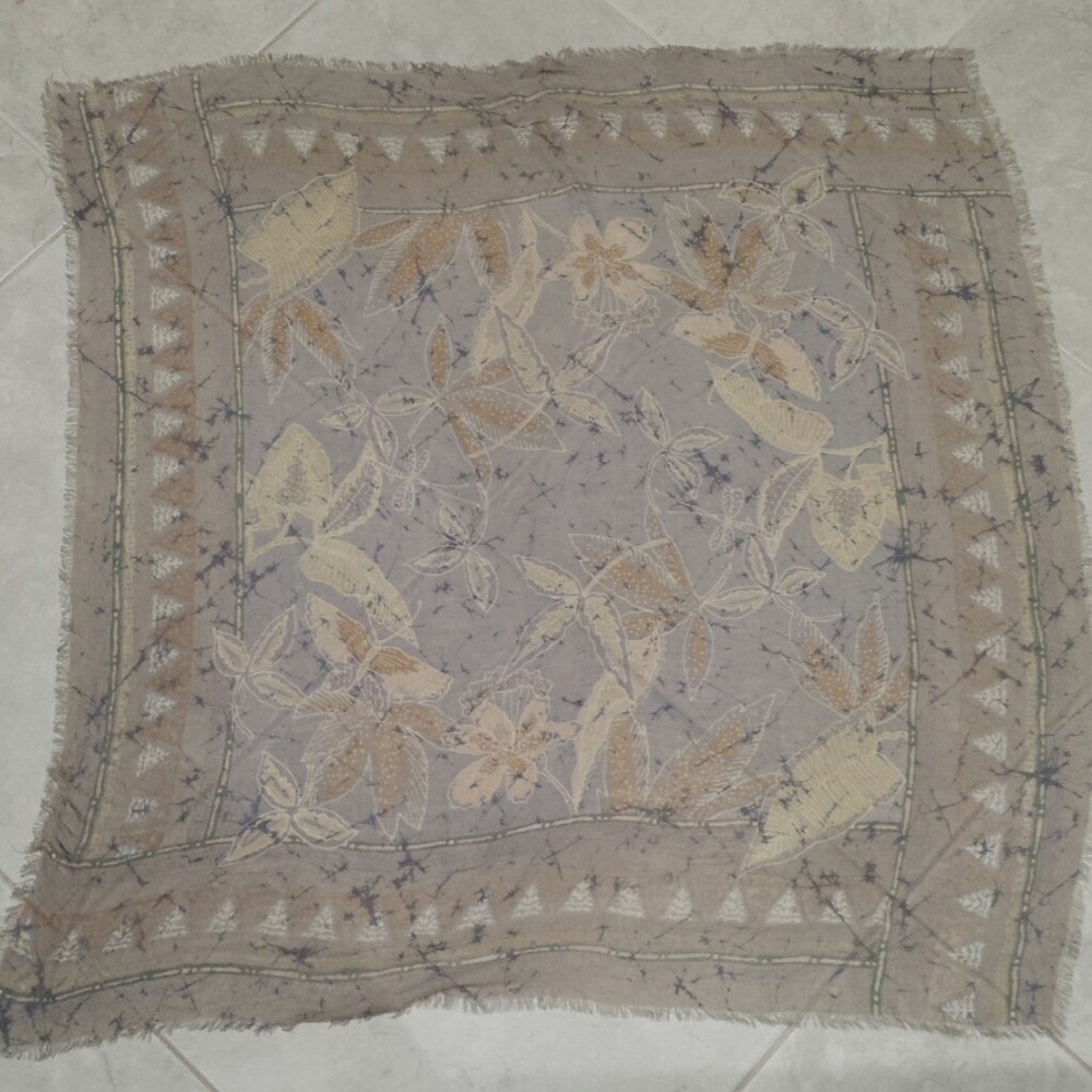Sheer Scarf - Picture 2 of 7
